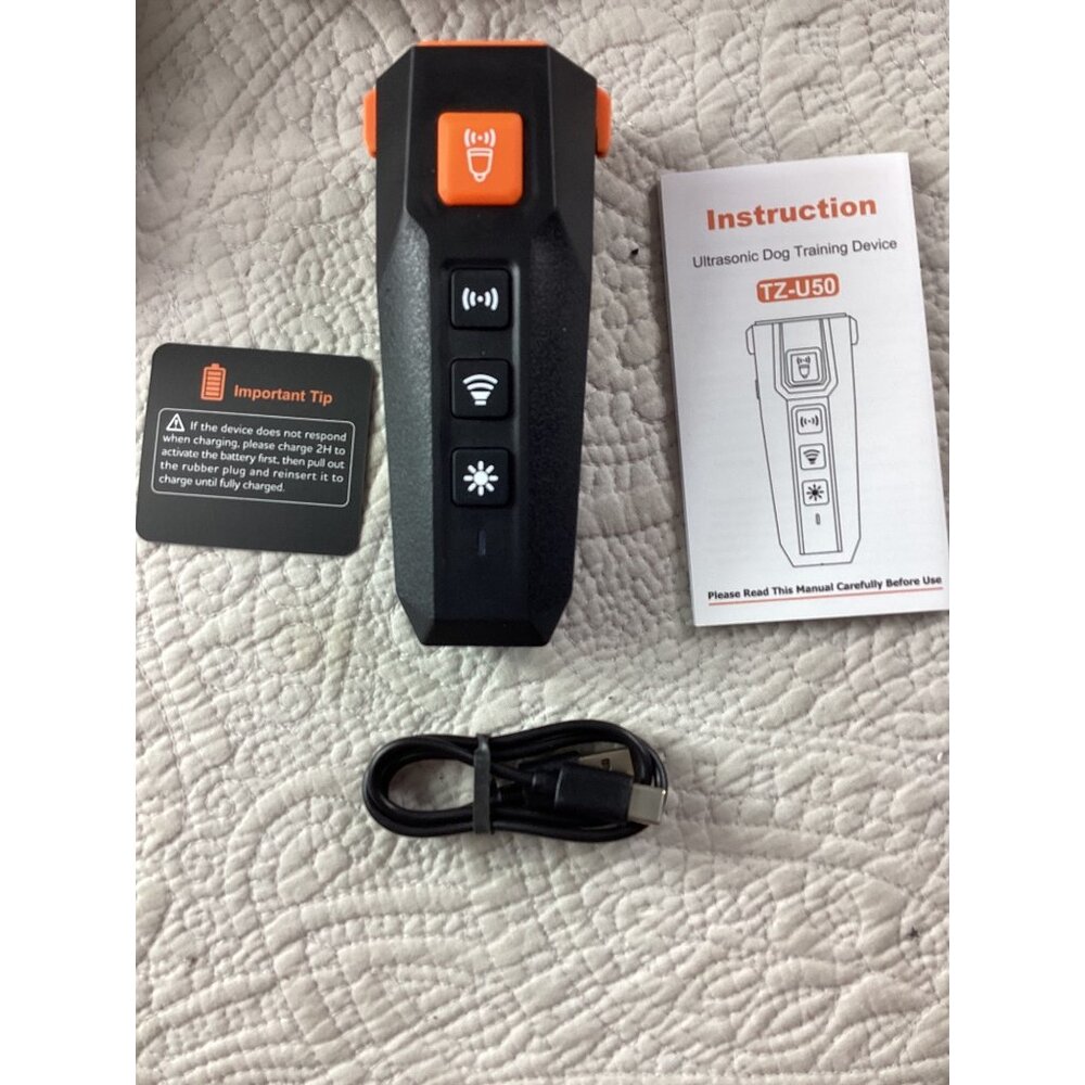 Pup Control Ultrasonic Dog Trainer*LED Flashlight*4 Modes. USB Rechargeable*NIB - Picture 2 of 7